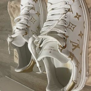 Time out Louis Vuitton sneakers